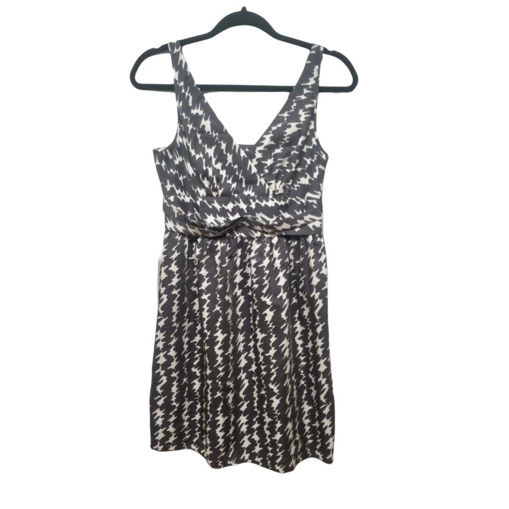 Ann Taylor Silk Abstract Print Wrap Dress Size 2P